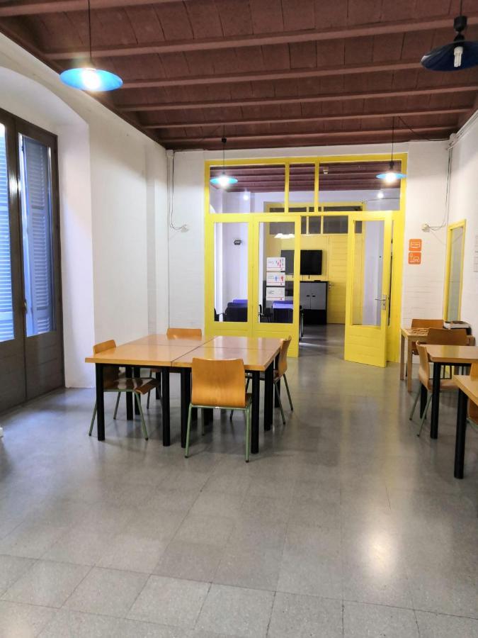 Alberg Girona Xanascat 外观 照片